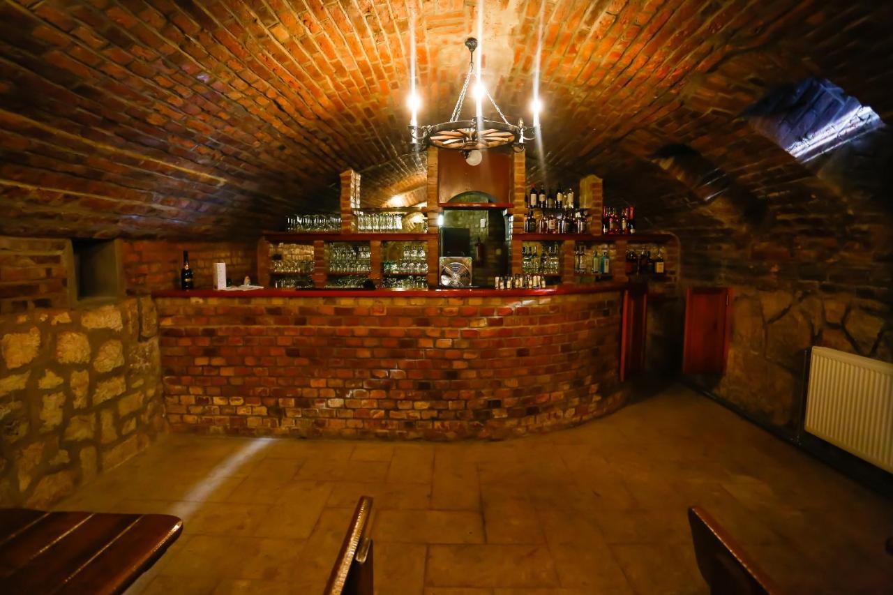 Bed and Breakfast Un Pizzico Di Italiano Etterem Es Panzio Ньиредьхаза Экстерьер фото